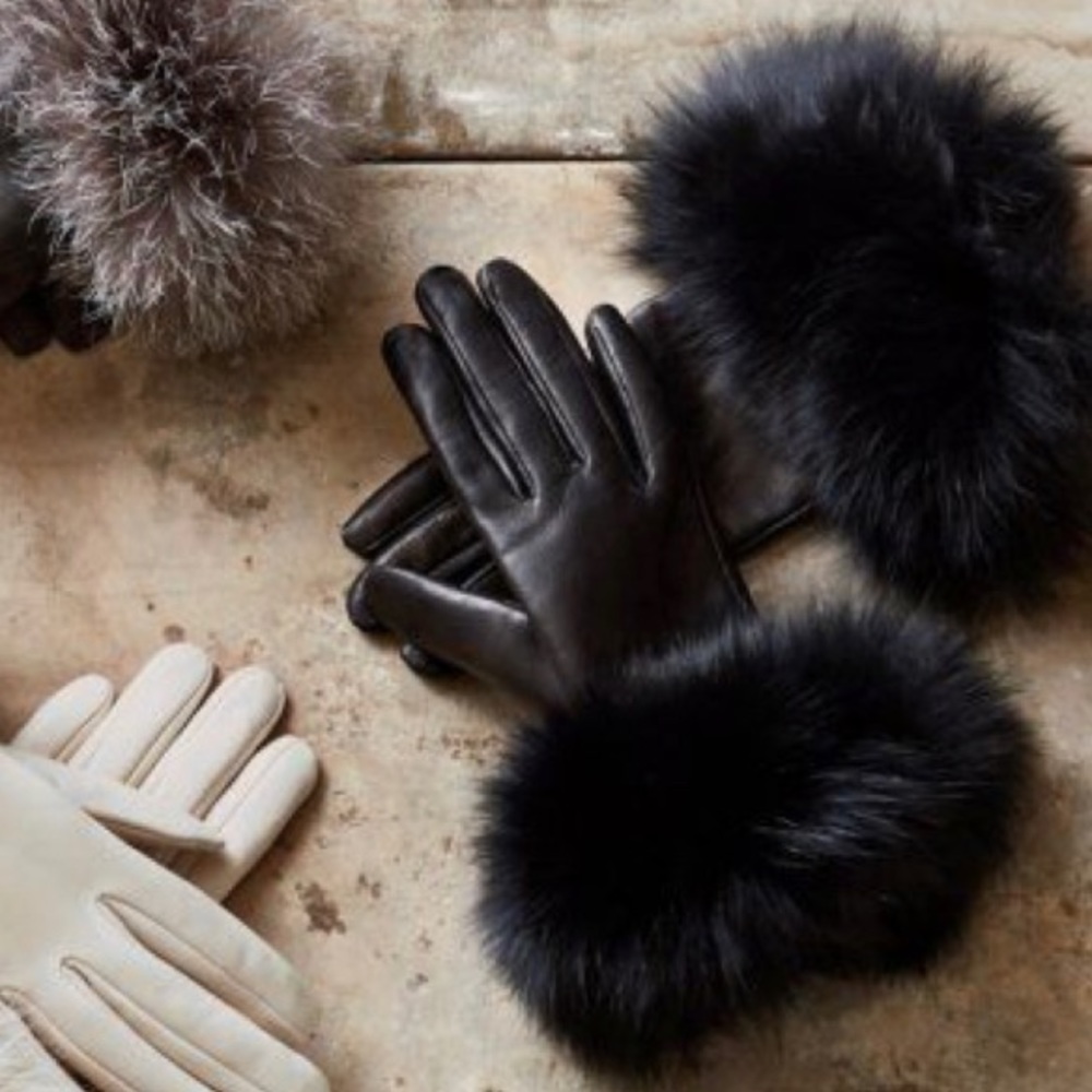 Vintage Leather Fur Trimmed Black Gloves